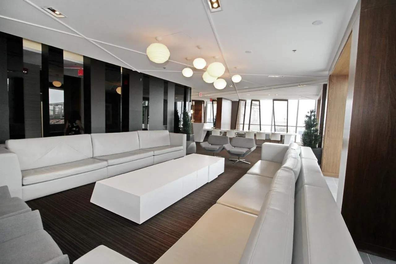 Boutique Suites - Entertainment District, Scotiabank Arena - Downtown Toronto