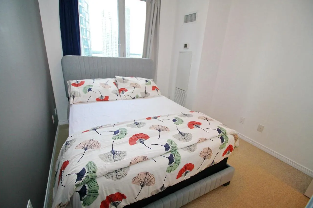 Apartment Boutique Suites - Entertainment District, Scotiabank Arena - Downtown Toronto