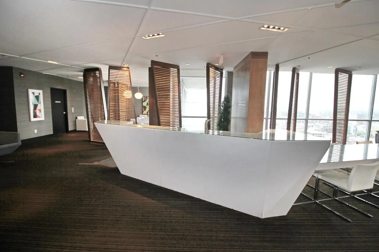 Boutique Suites - Entertainment District, Scotiabank Arena - Downtown Toronto Apartment
