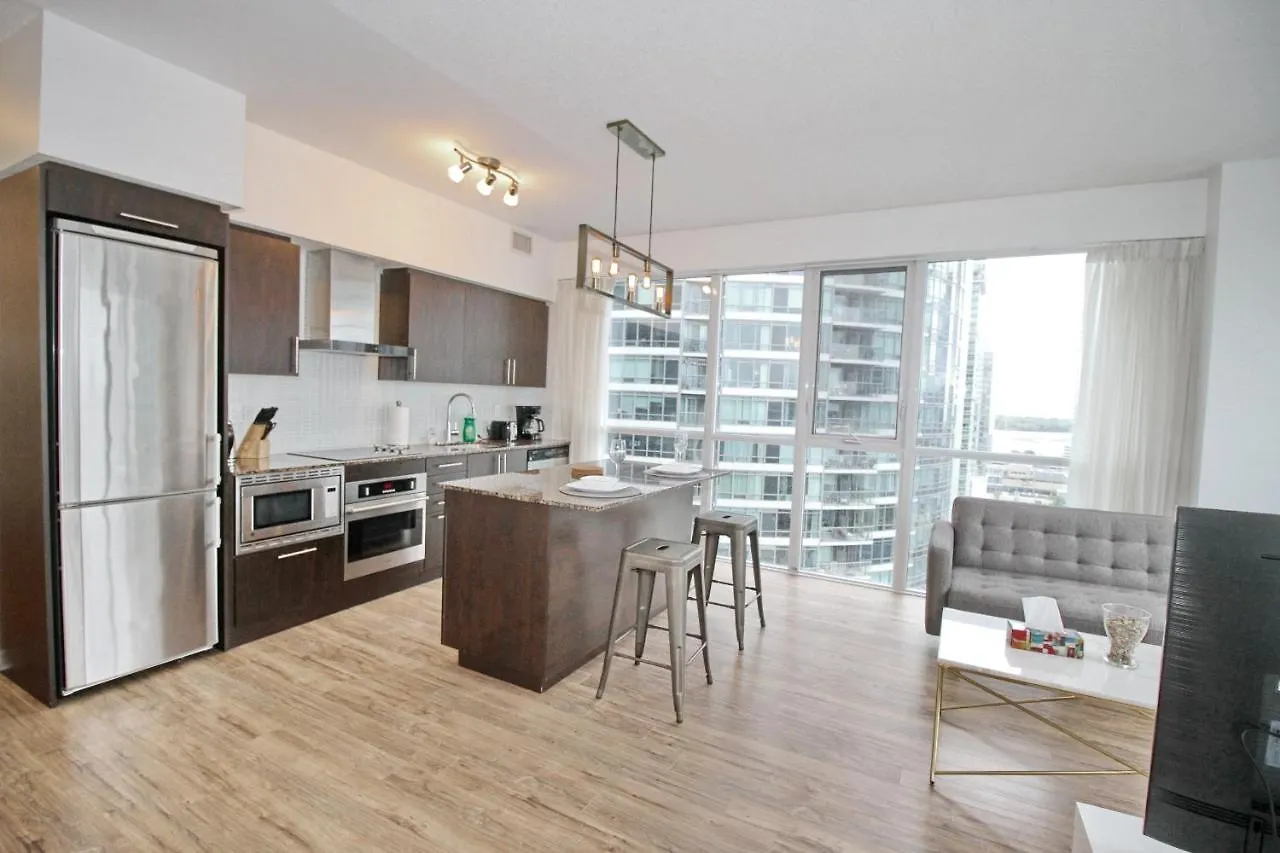 Boutique Suites - Entertainment District, Scotiabank Arena - Downtown Τορόντο 0*,